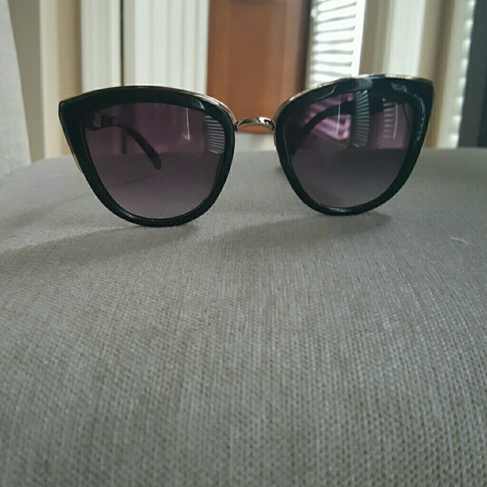 Cute Cat Eye Oversized Sunglasses